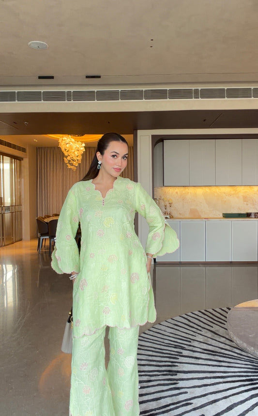 Fluorescent bloom Linen Co-ord - Allure Armoire