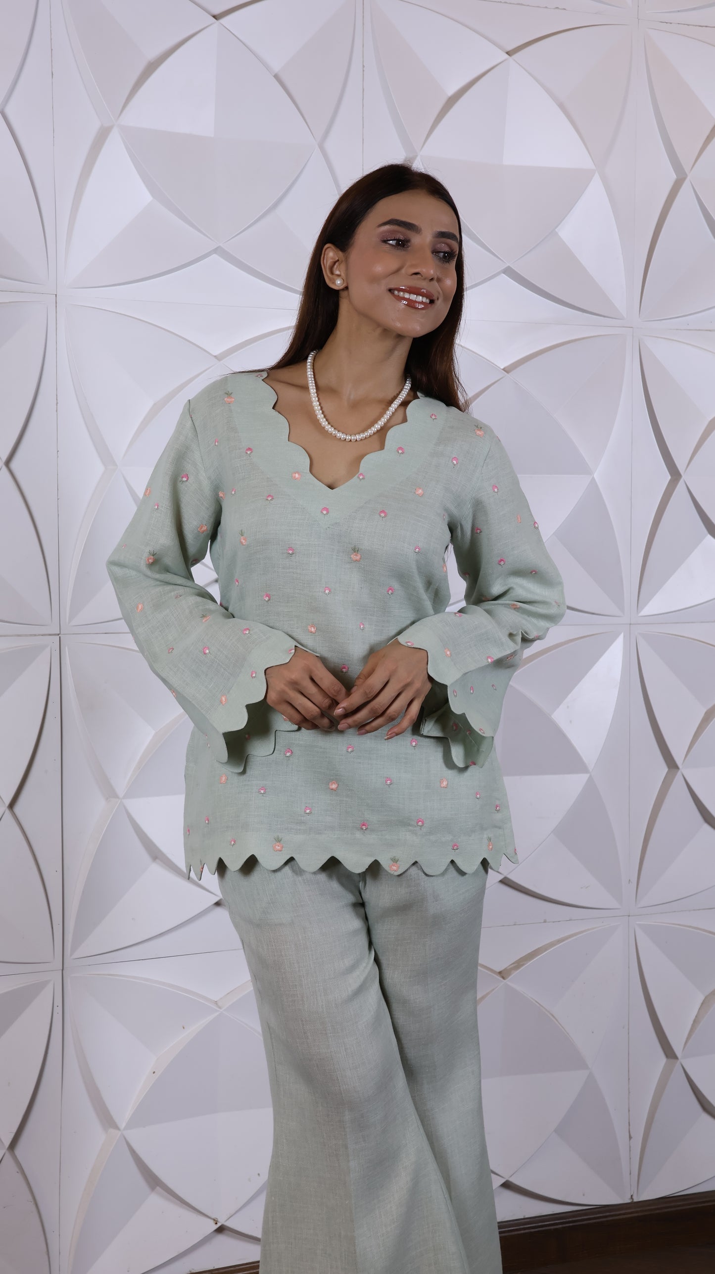 Green embroidered Linen Set