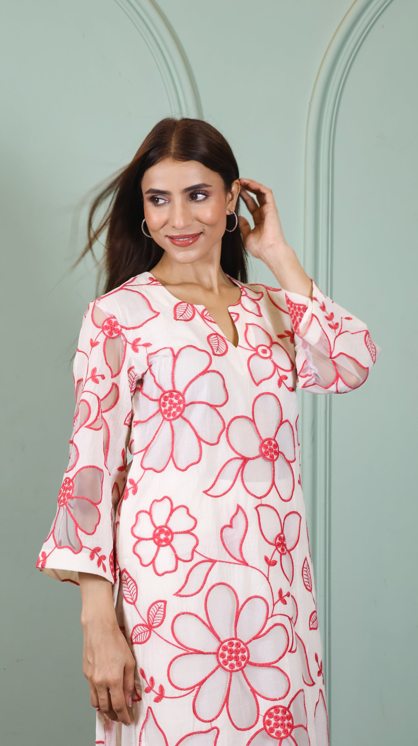 Off white Cut work Pink Kurta set