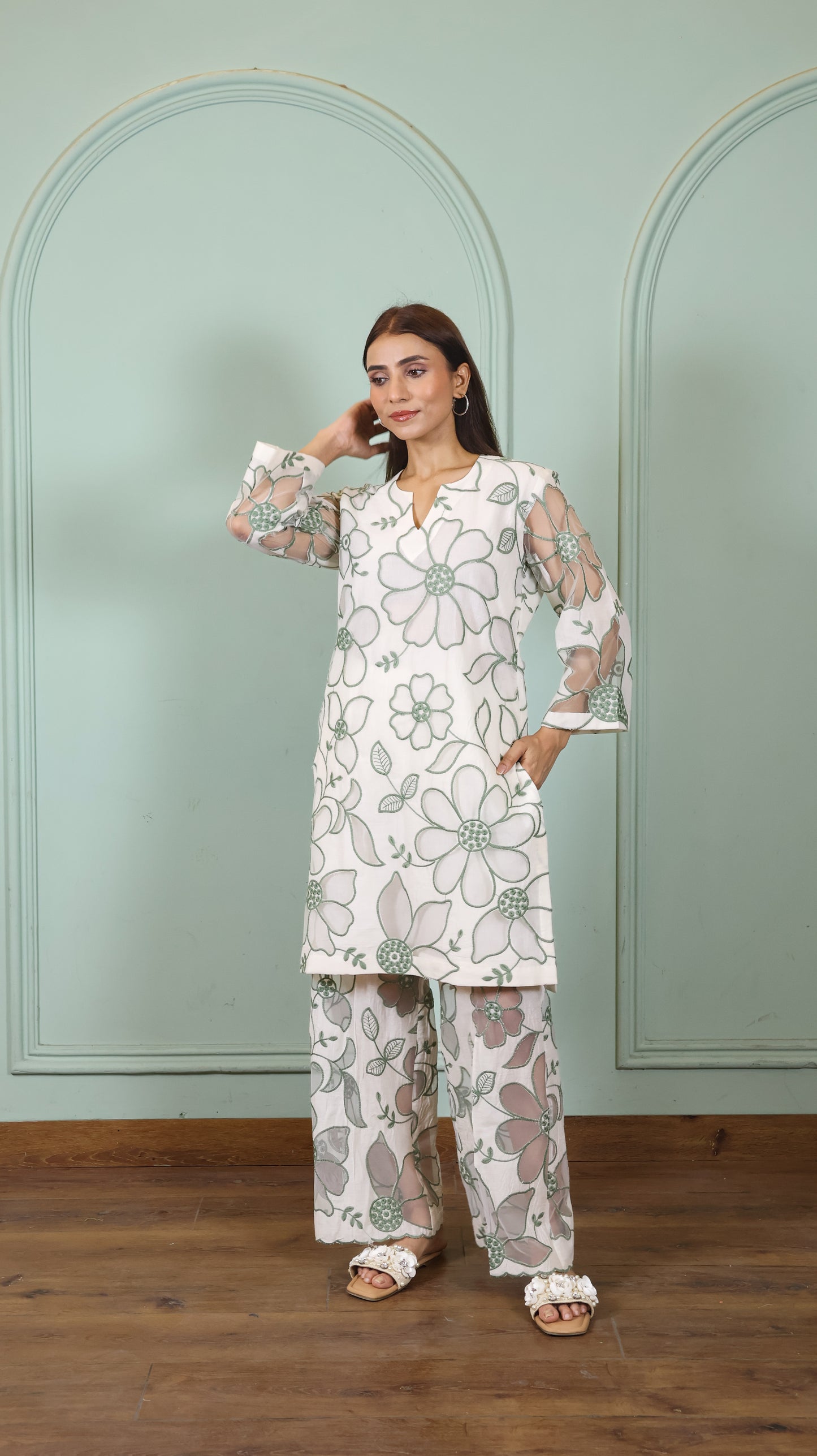 Offwhite Cut work green Kurta set