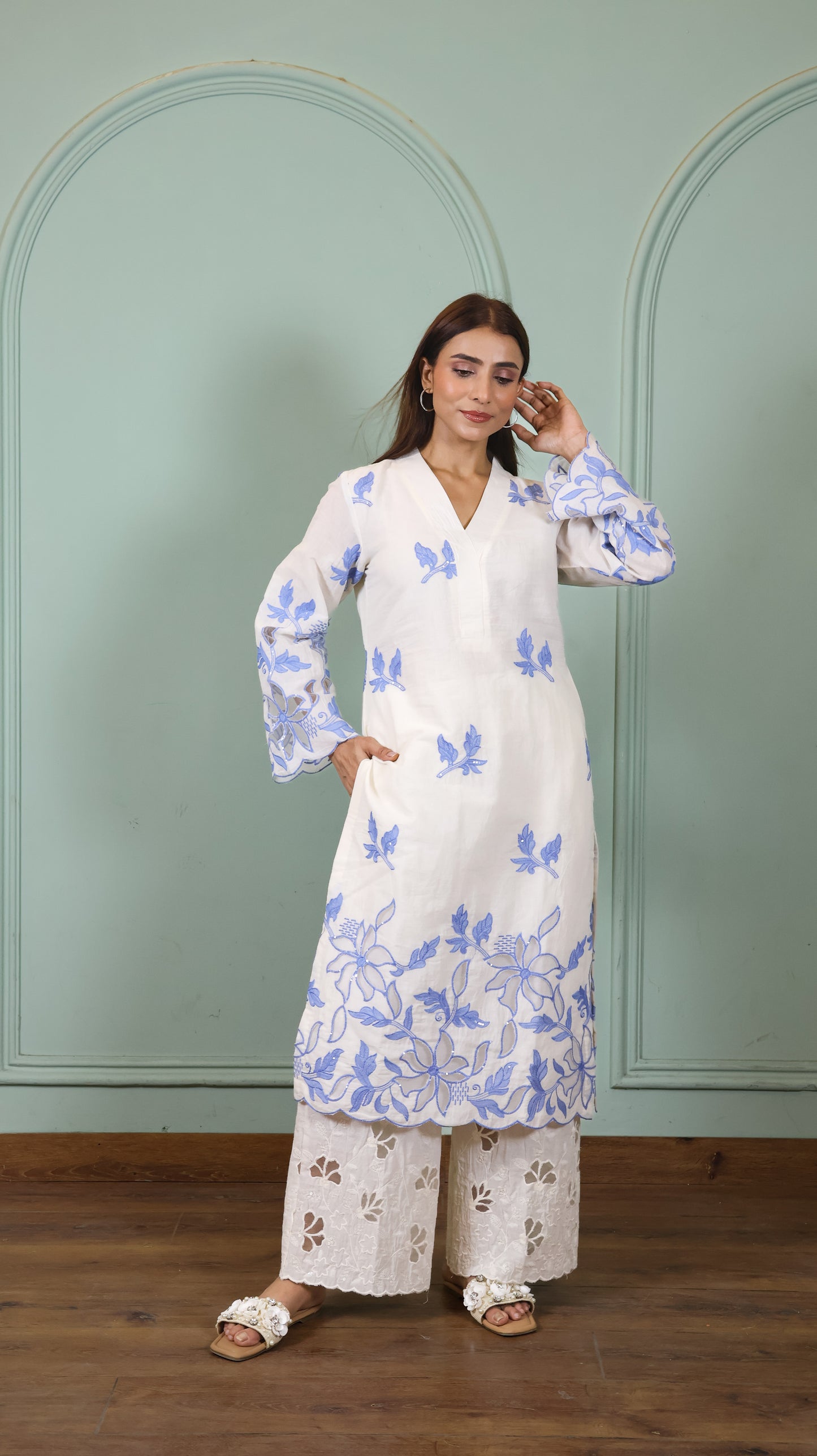 Off white Cut work Blue kurta Set