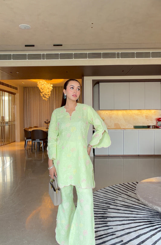 Fluorescent bloom Linen Co-ord - Allure Armoire