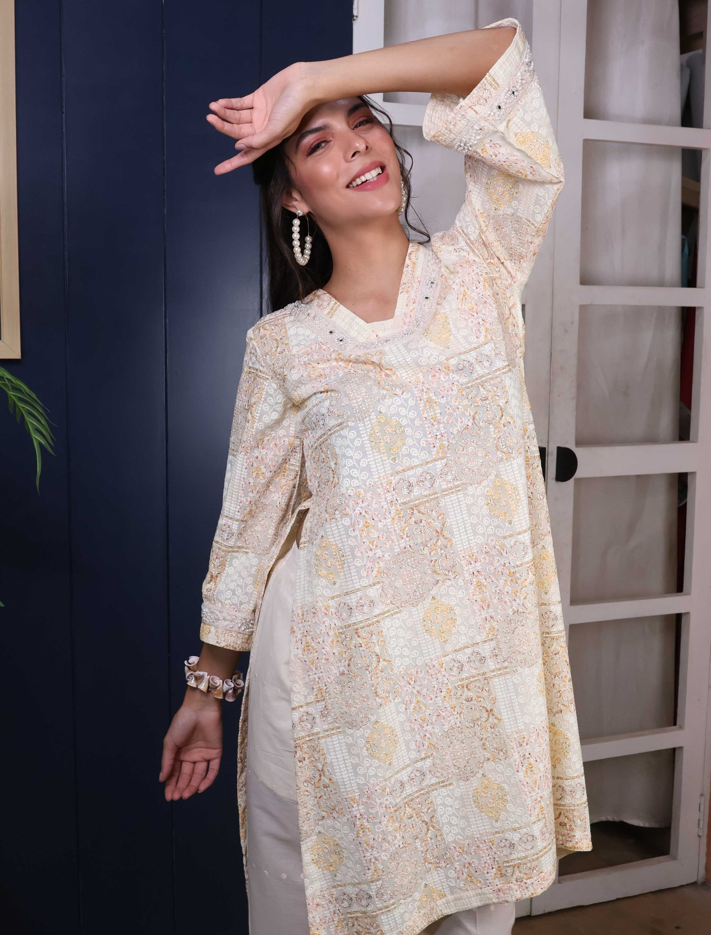 Chicken embroidary Kurta & Pant Set