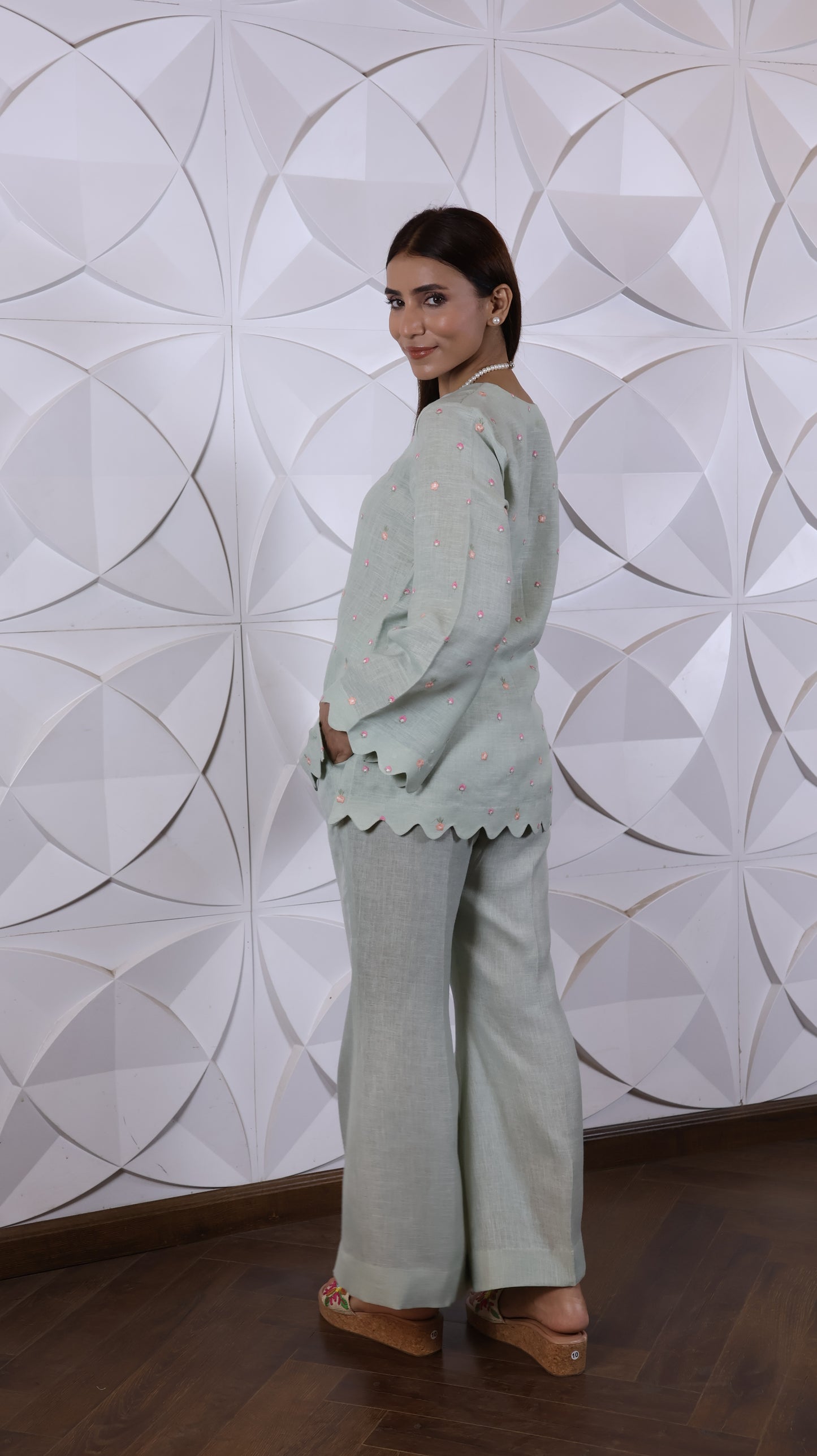 Green embroidered Linen Set