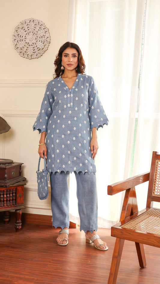 Blue Embrodered Linen Set
