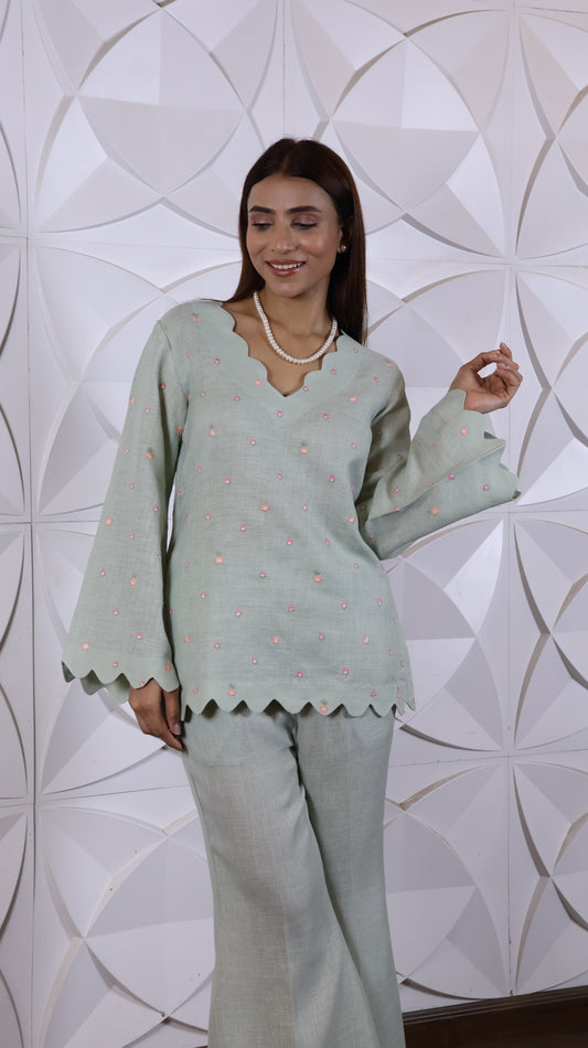 Green embroidered Linen Set