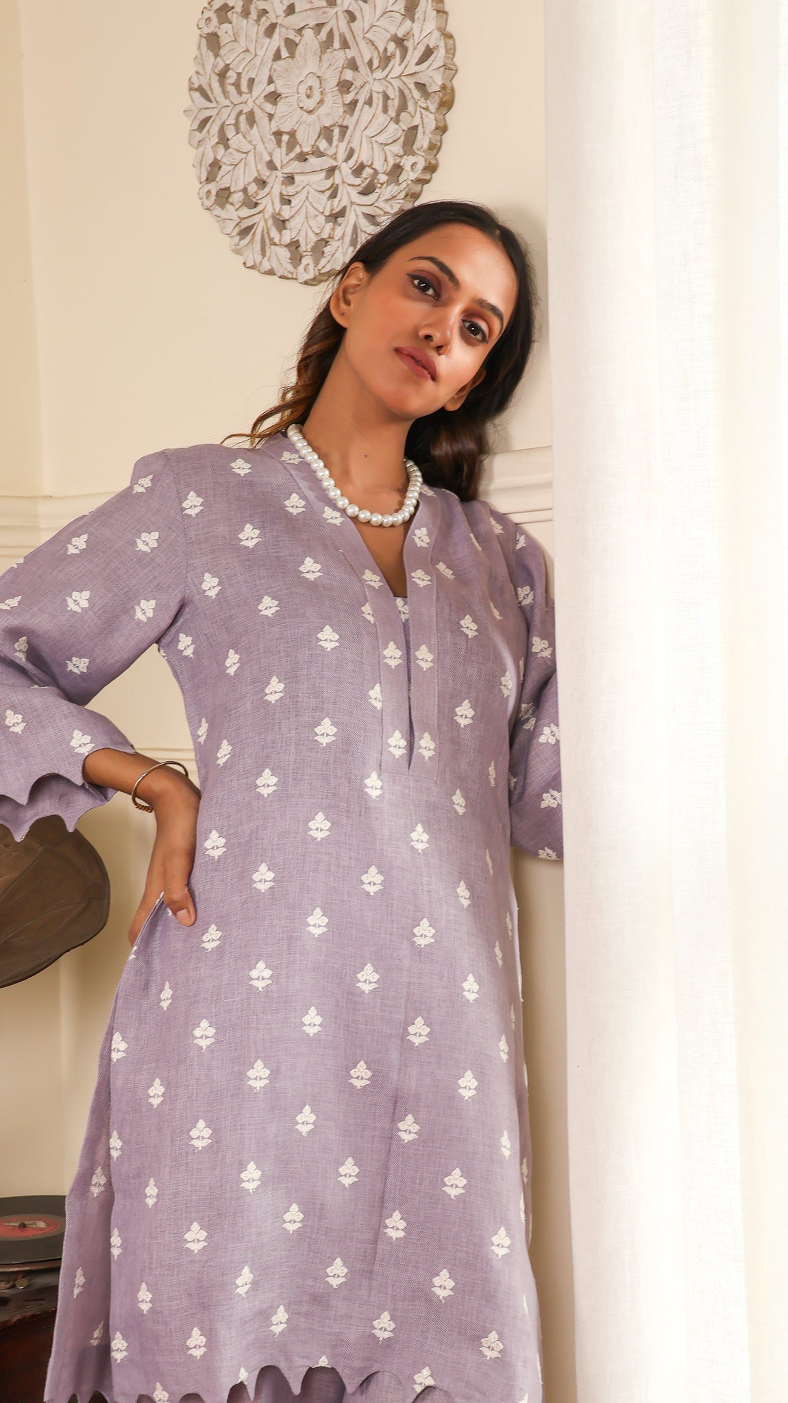 Mauve Embroidered Linen Set