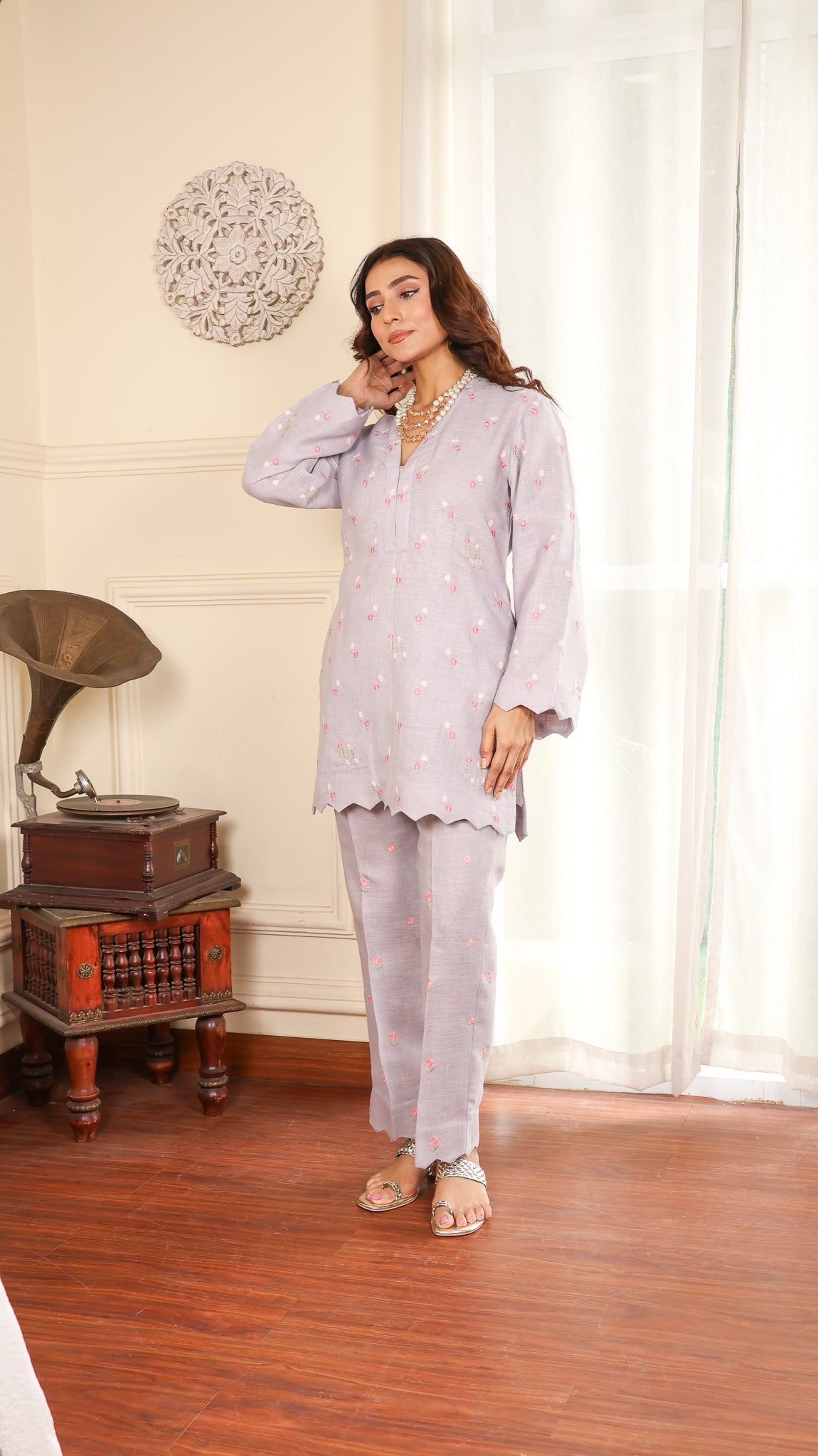 Greyish Flower Embroidered Linen Set