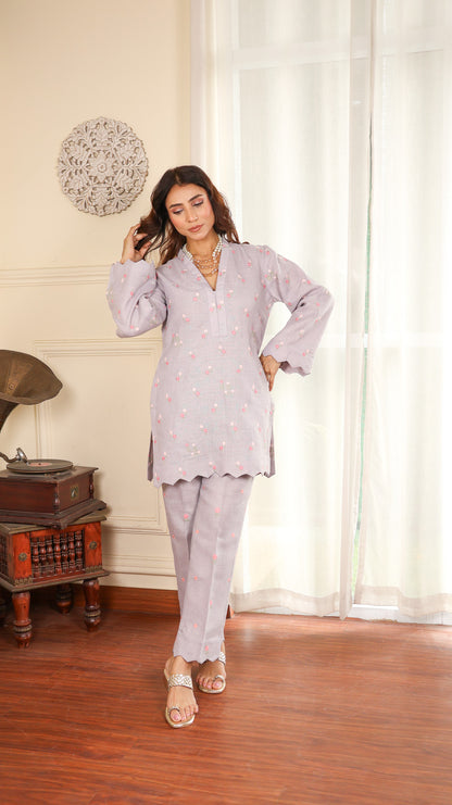 Greyish Flower Embroidered Linen Set