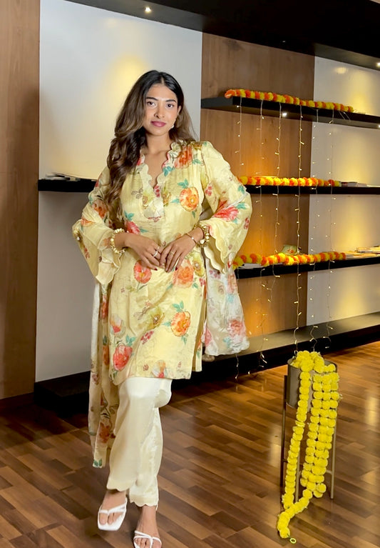 Off white chinon suit set