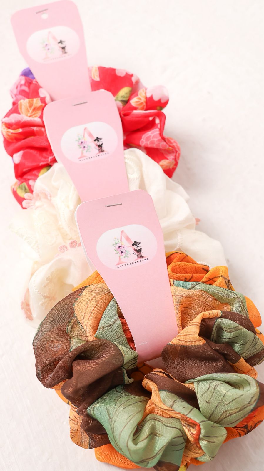 Every girl's Best Friend Scrunchie 💝 - Allure Armoire